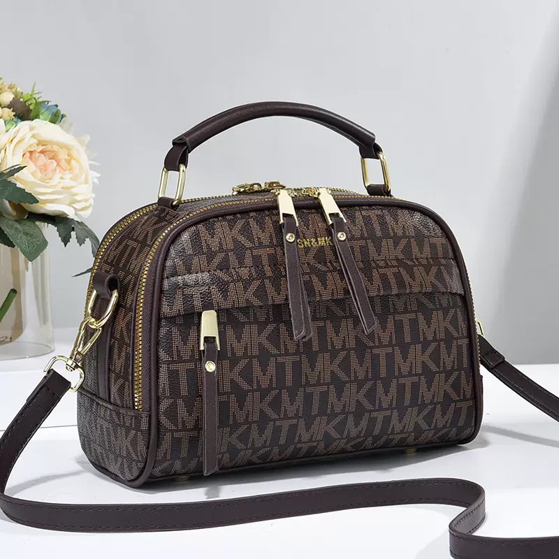 Elegant Women's Handbag 2025 | Fashion Tote for Contemporary Mothers | Large Capacity PU Leather Shoulder & Crossbody Bag