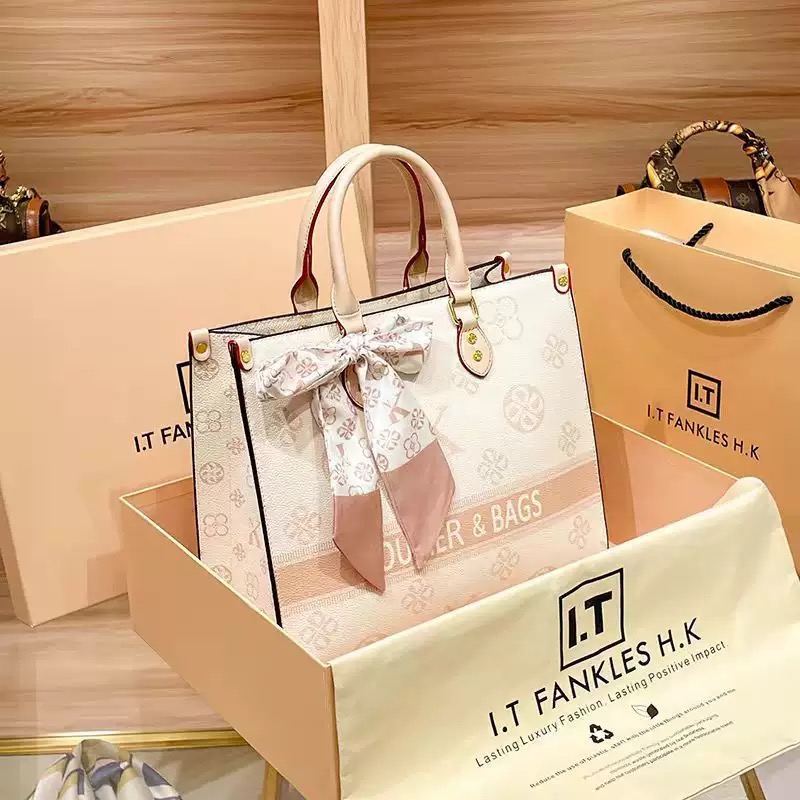 Sankrrish's Premium Leather Tote Bag 2025 | Stylish Women's Large Capacity Handbag | Office & Daily Use Tote