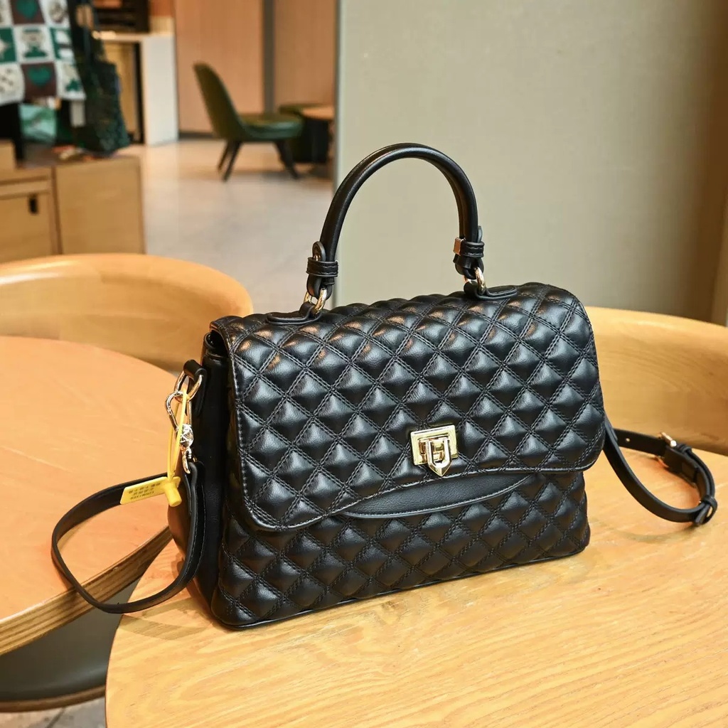Luxury Quilted Leather Handbag for Women | Shoulder & Crossbody Bag with Lock Design