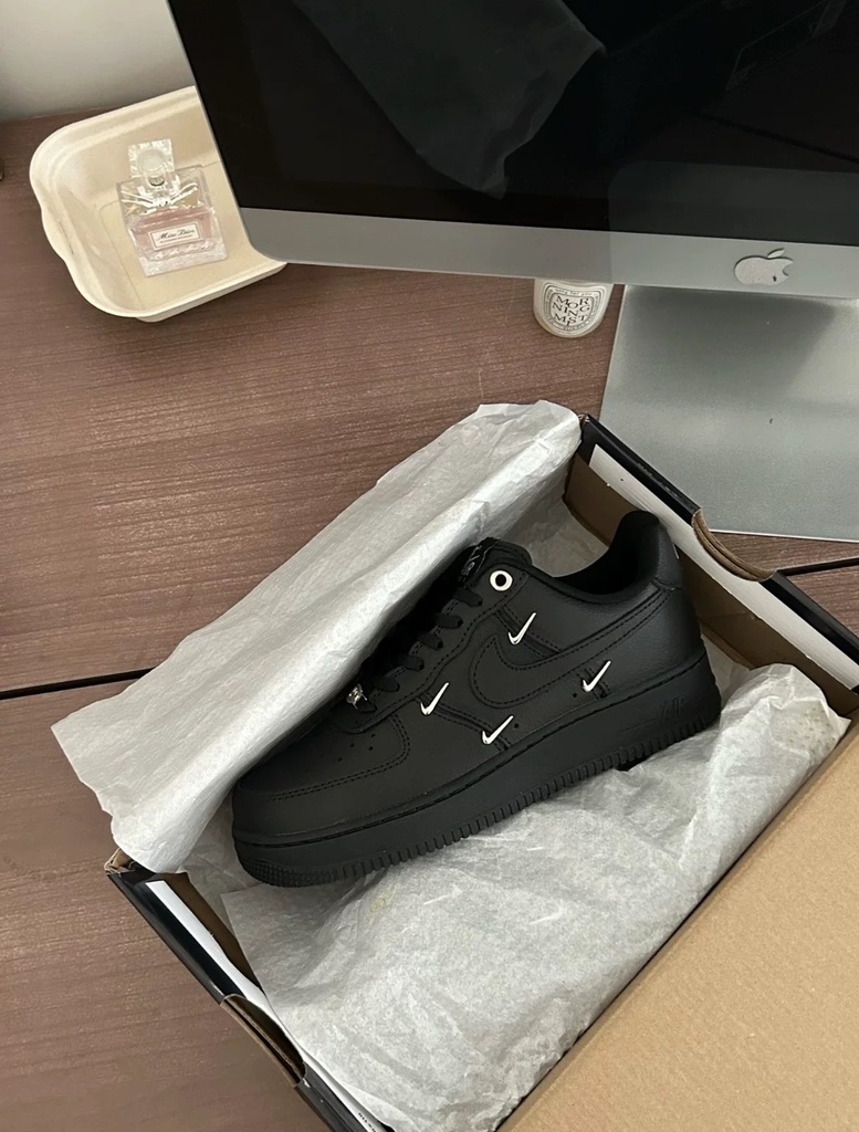 Nike Air Force 1 Low Mini Swoosh Black & Cream | Man/Women Sneakers