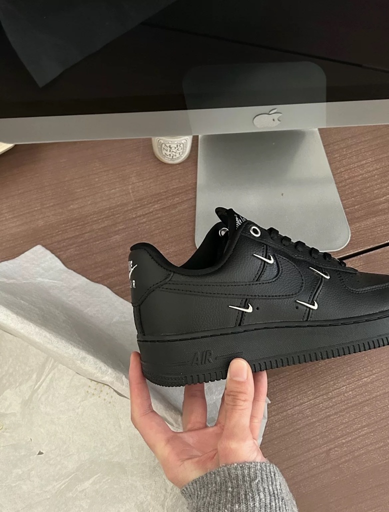 Nike Air Force 1 Low Mini Swoosh Black & Cream | Man/Women Sneakers