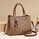 2025 Large-Capacity Genuine Leather Handbag – Elegant & Practical