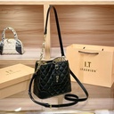 2025 Cross-Border Trendy Genuine Leather Bucket Bag – Minimal Luxe for Everyday