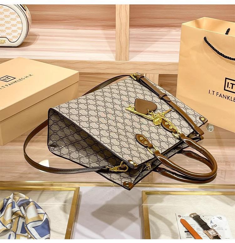 2025 Premium Genuine Leather Tote Bag – Elegant Office & Everyday Carry