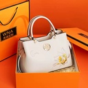 Elegant Lotus Embroidered Tote Bag | 2025 Chinese-Inspired Women’s Handbag | Classic Fashion Gift for Mom